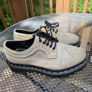 Dr Martens 3989 Brogue Wingtip Beige Suede Casual Oxford Shoe Ladies Size 5 US